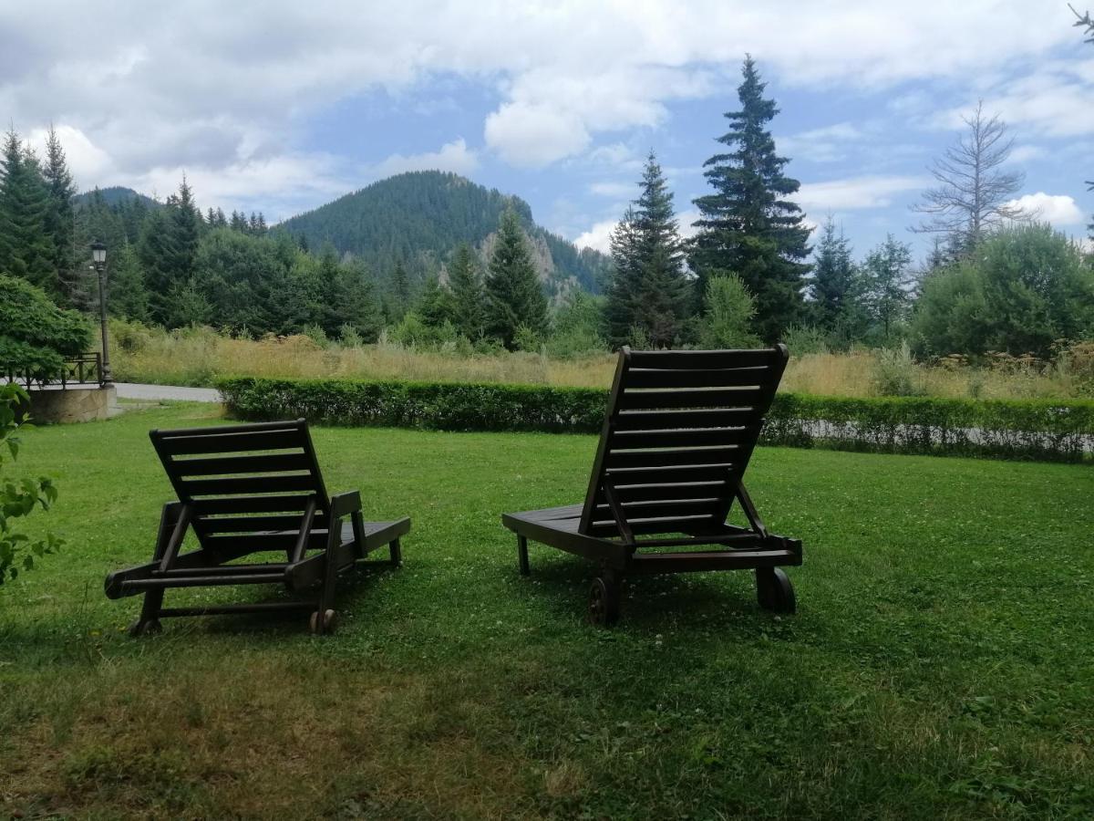 "Моето Любимо Място", Смолянски Езера - "My Favorite Place", Smolyan Lakes מראה חיצוני תמונה