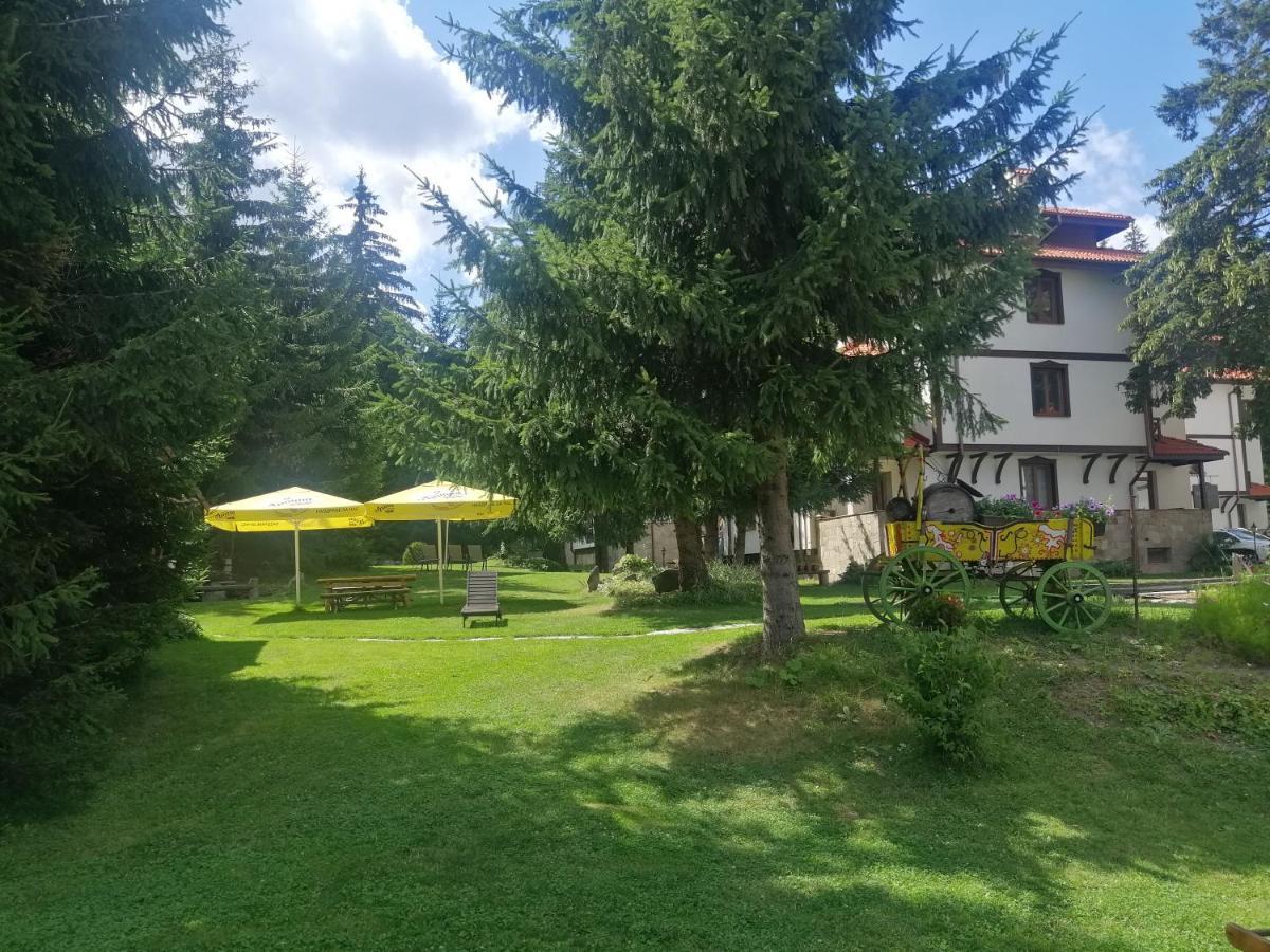 "Моето Любимо Място", Смолянски Езера - "My Favorite Place", Smolyan Lakes מראה חיצוני תמונה