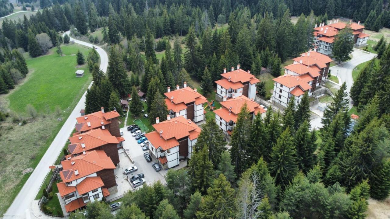 "Моето Любимо Място", Смолянски Езера - "My Favorite Place", Smolyan Lakes מראה חיצוני תמונה